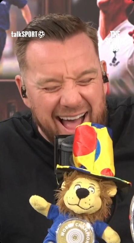  斯坦福桥夜色黯淡；切尔西0-3巴黎，总比分2-8告别欧冠；奥哈拉感慨，蓝军彻底崩盘。 体育新闻 斯坦福桥夜色黯淡；切尔西0-3巴黎，总比分2-8告别欧冠；奥哈拉感慨，蓝军彻底崩盘。 体育新闻