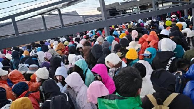  玉龙雪山索道险情深度复盘：高海拔极端天气下的运营安全警示录 新闻 玉龙雪山索道险情深度复盘：高海拔极端天气下的运营安全警示录 新闻